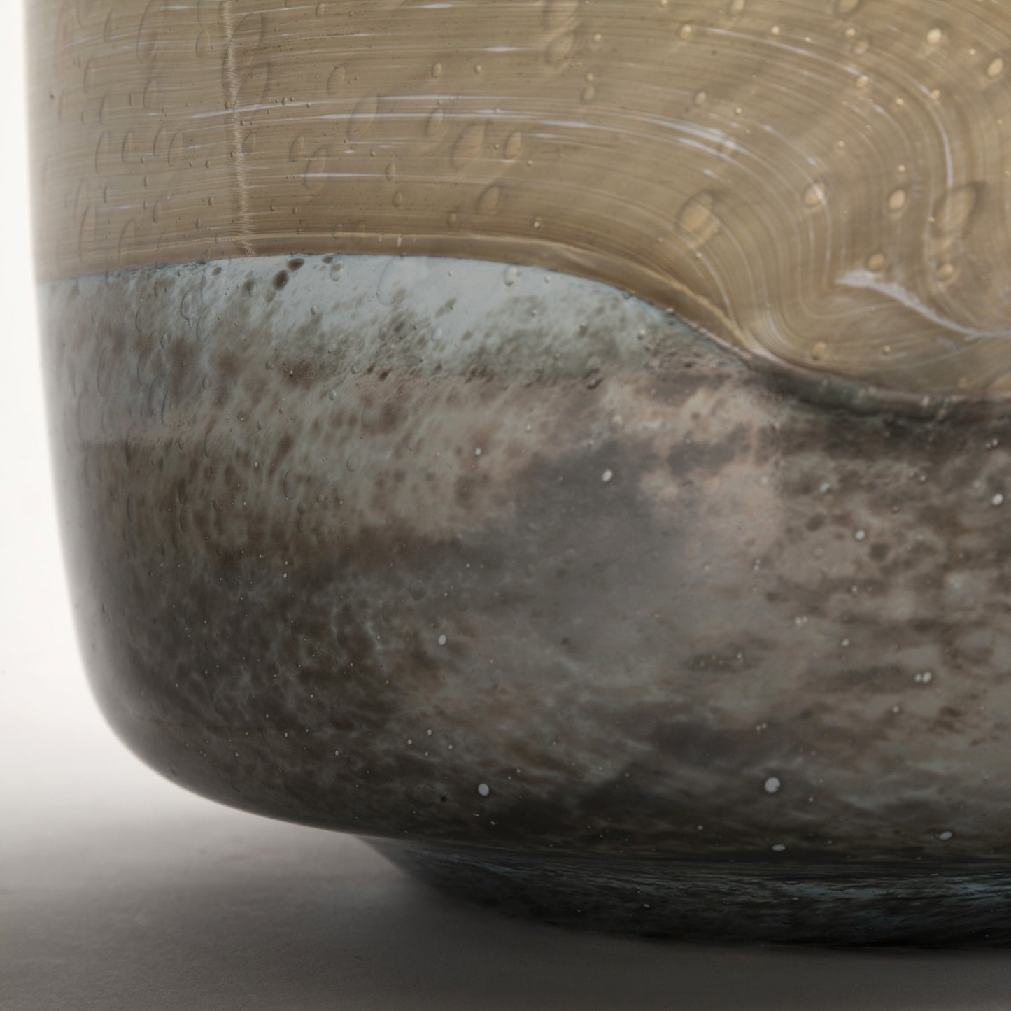 9" Blue And Brown Seeded Glass Table Vase-4