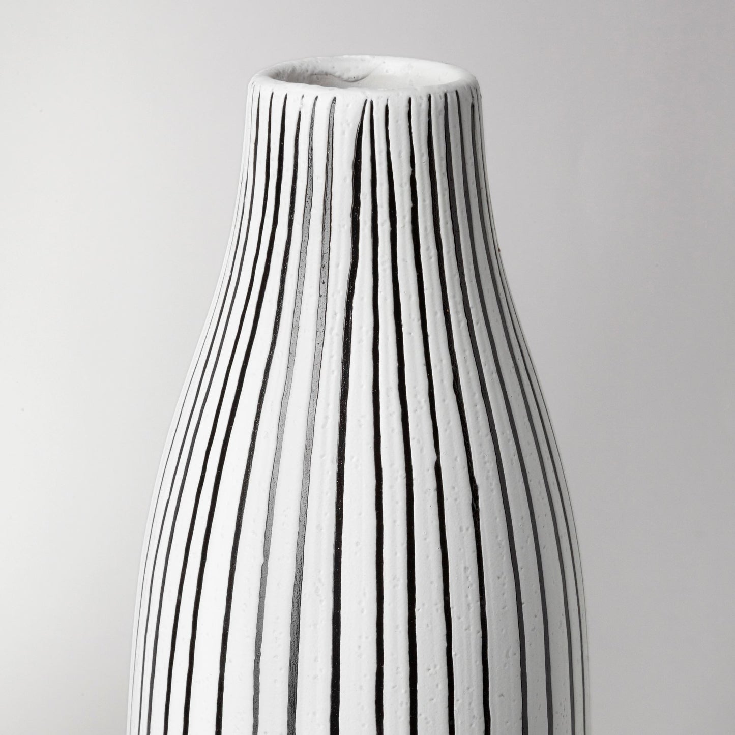 18" Black And White Abstract Cylinder Ceramic Table Vase-3