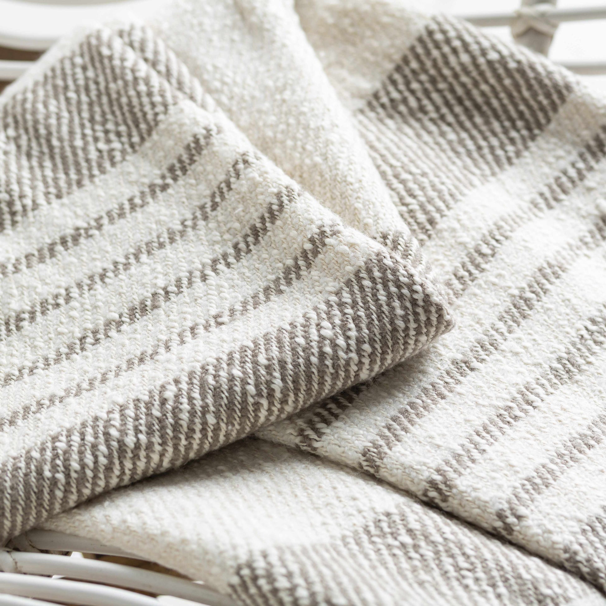 Medomak Cotton Throw Blanket with tassels-2